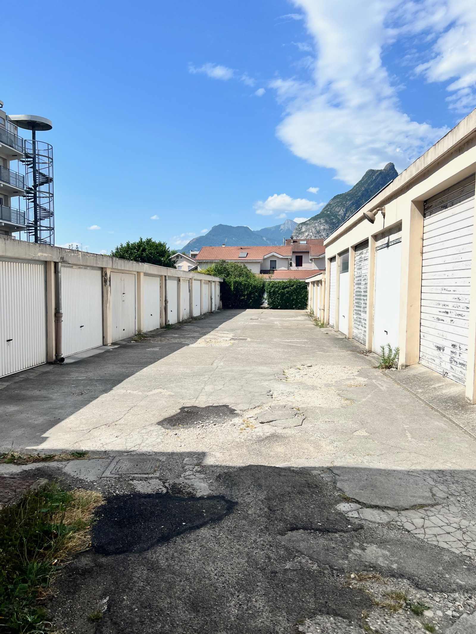 Image_1, Garage, Fontaine, ref :G 26V 00