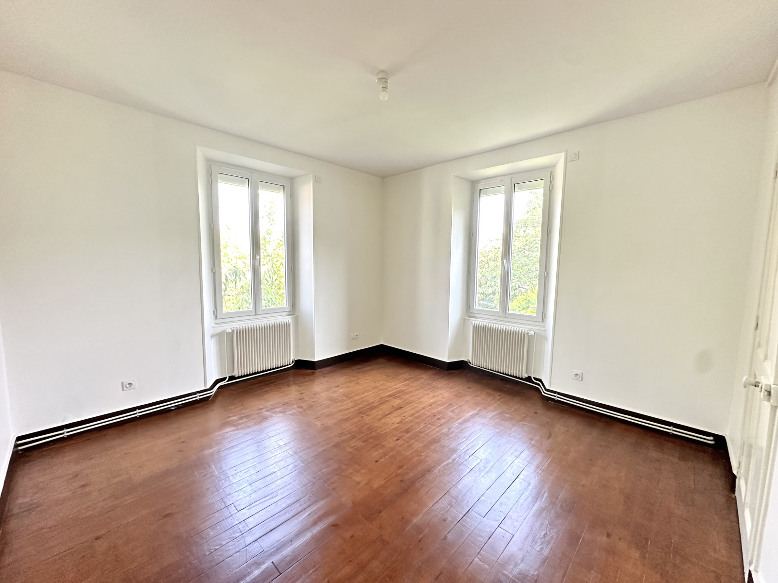Image_9, Maison, Fontaine, ref :8V 22 LP