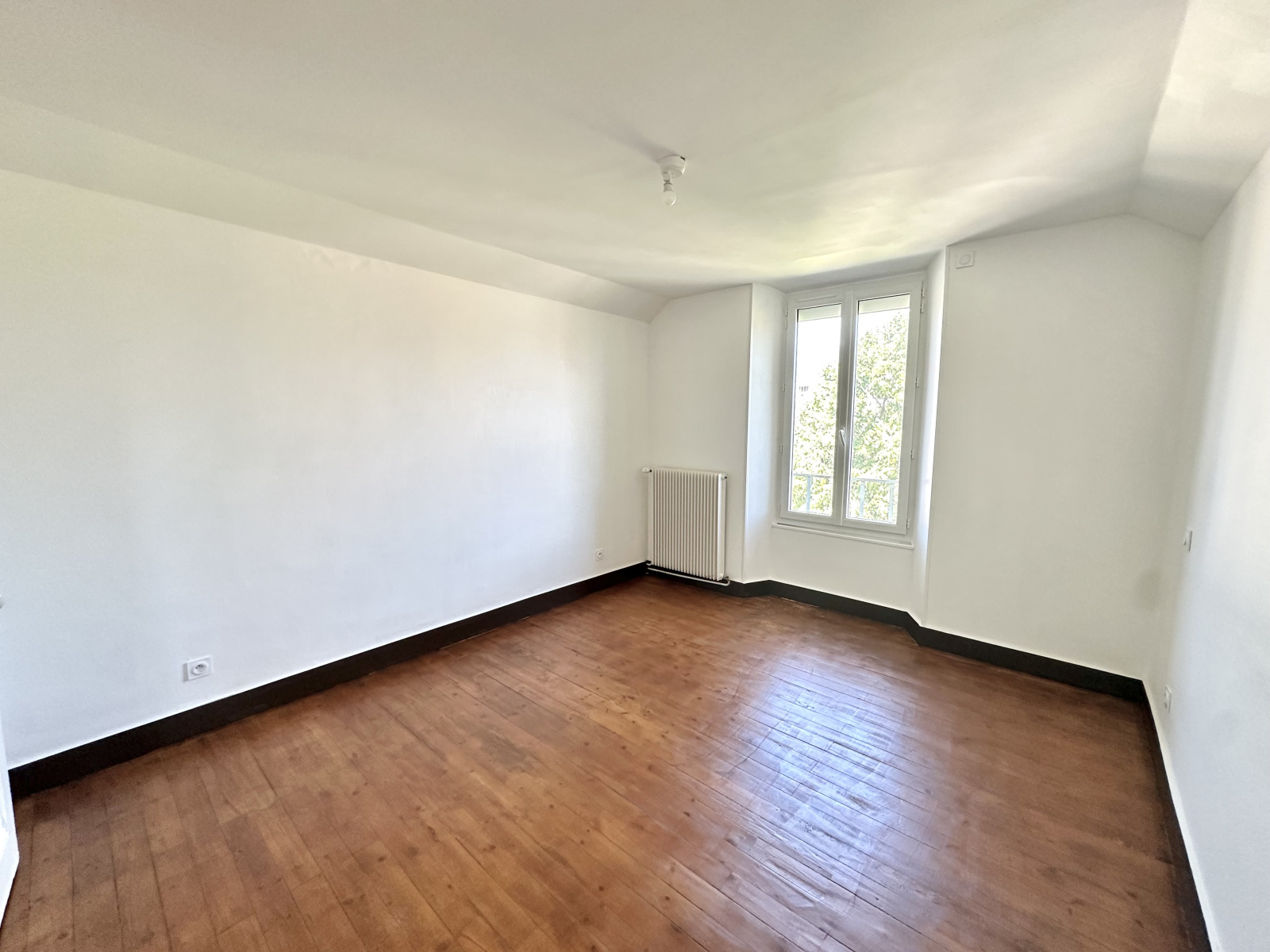 Image_11, Maison, Fontaine, ref :8V 22 LP