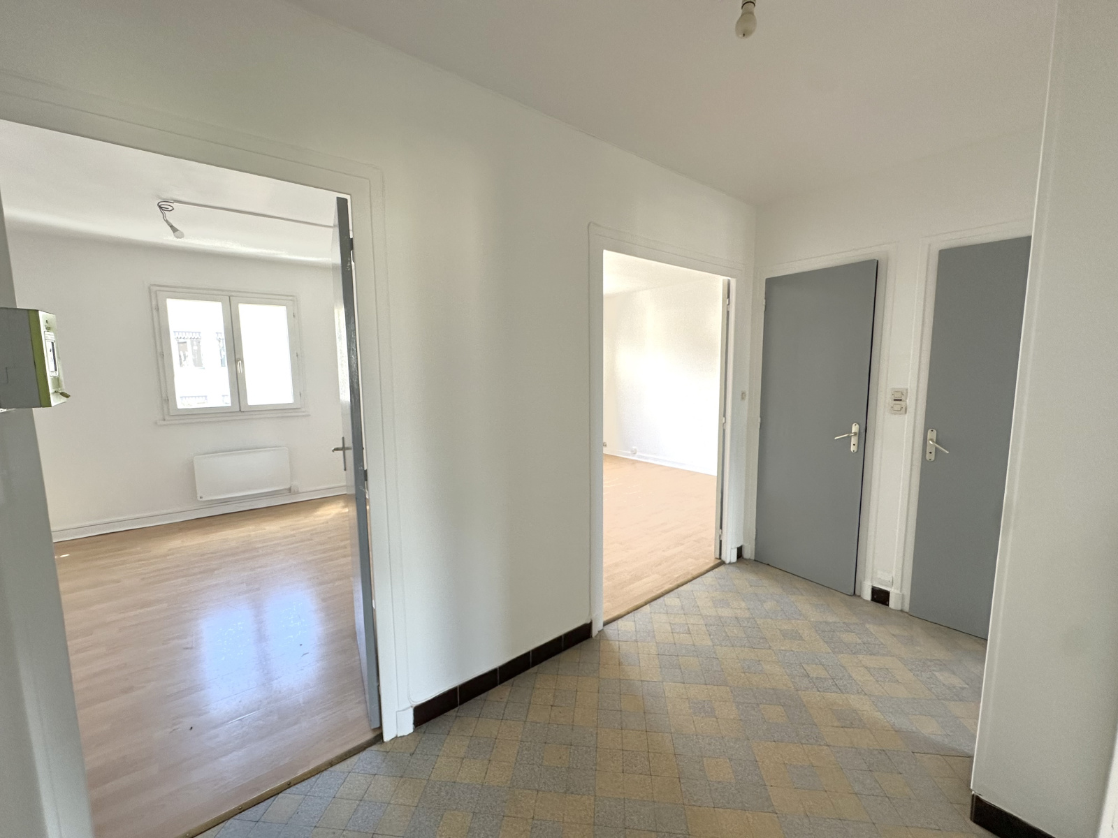 Image_3, Appartement, Fontaine, ref :3  24V 03