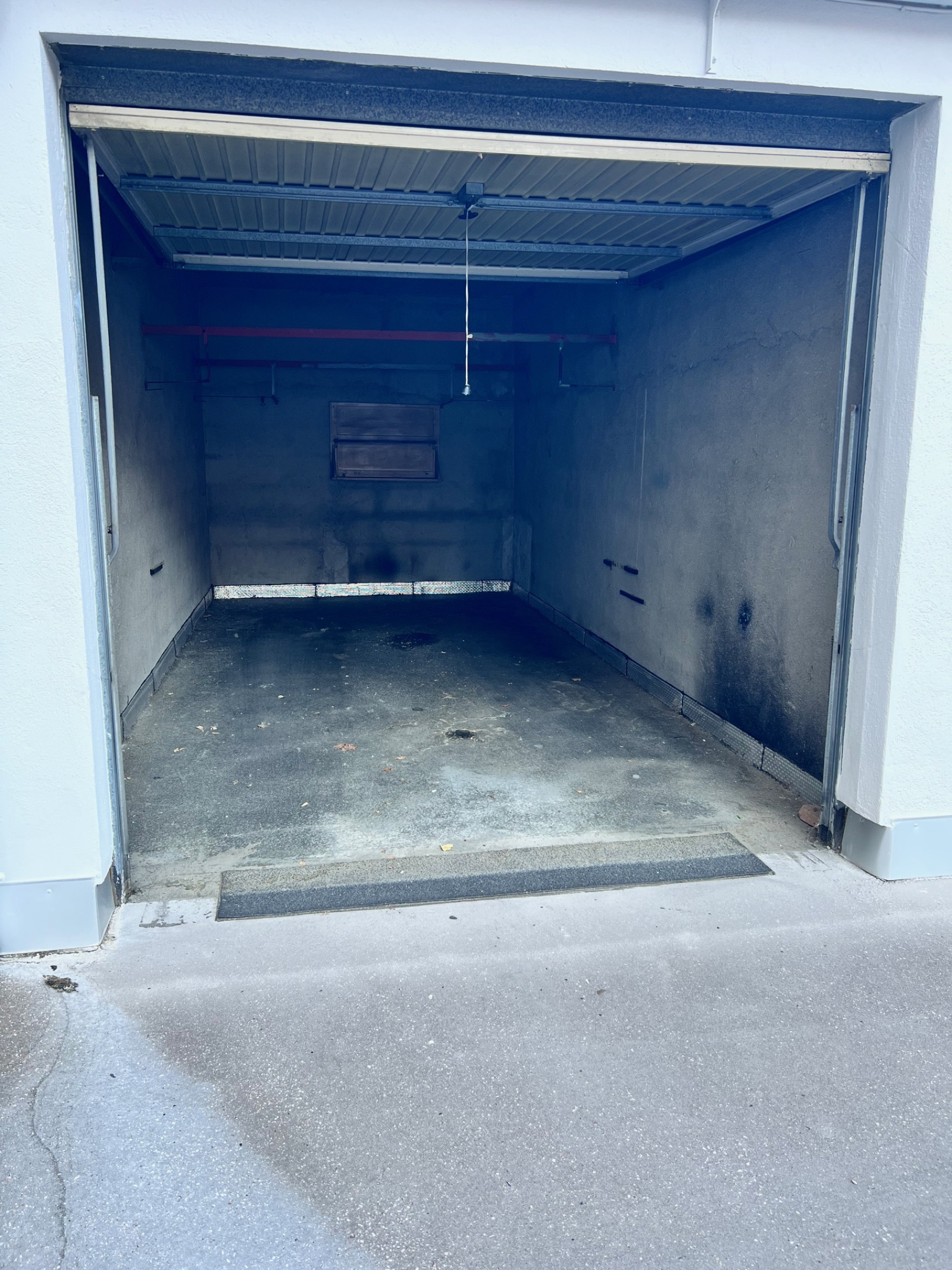 Image_2, Garage, Grenoble, ref :G FO35 00 03