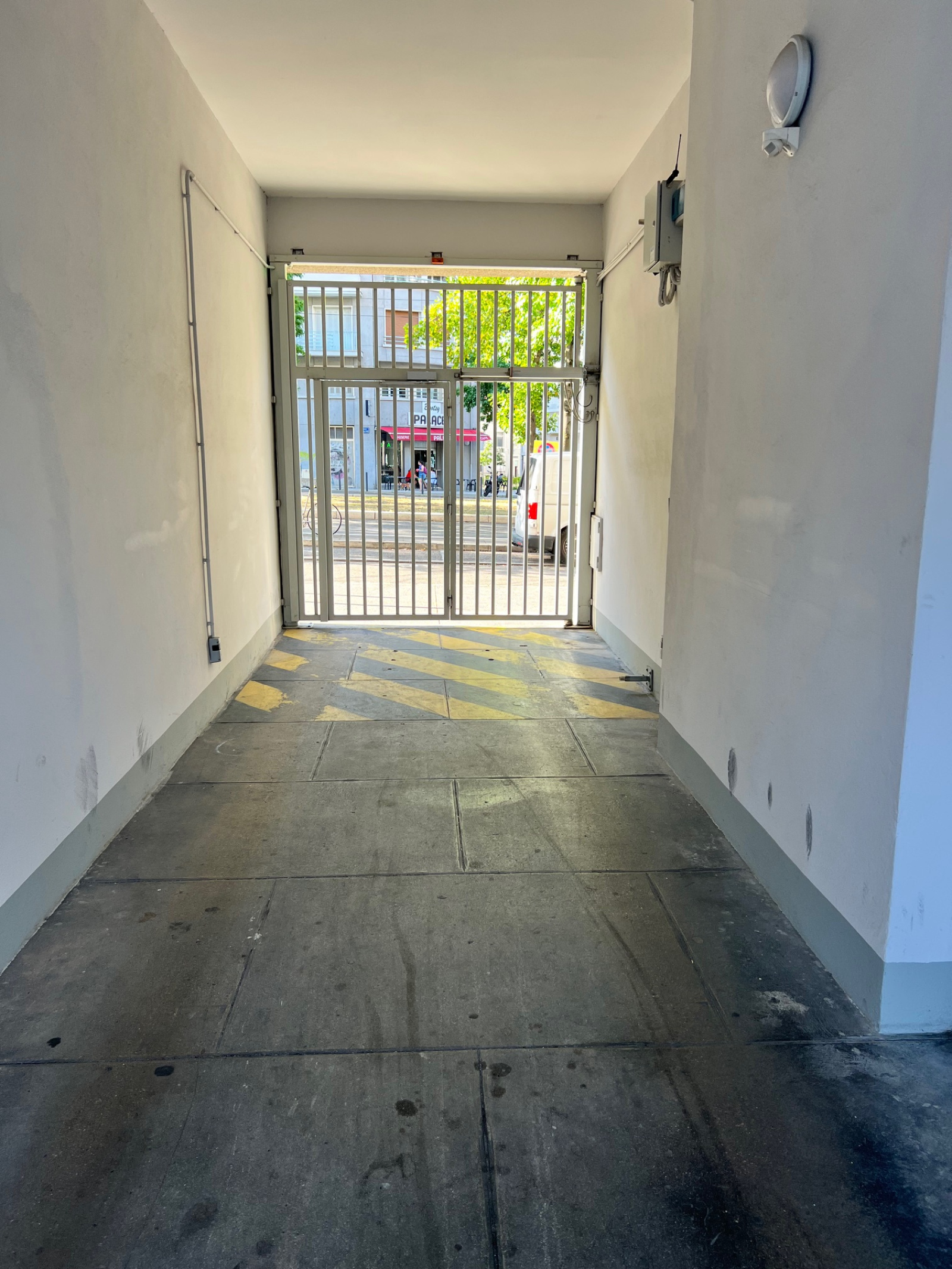 Image_3, Garage, Grenoble, ref :G FO35 00 03