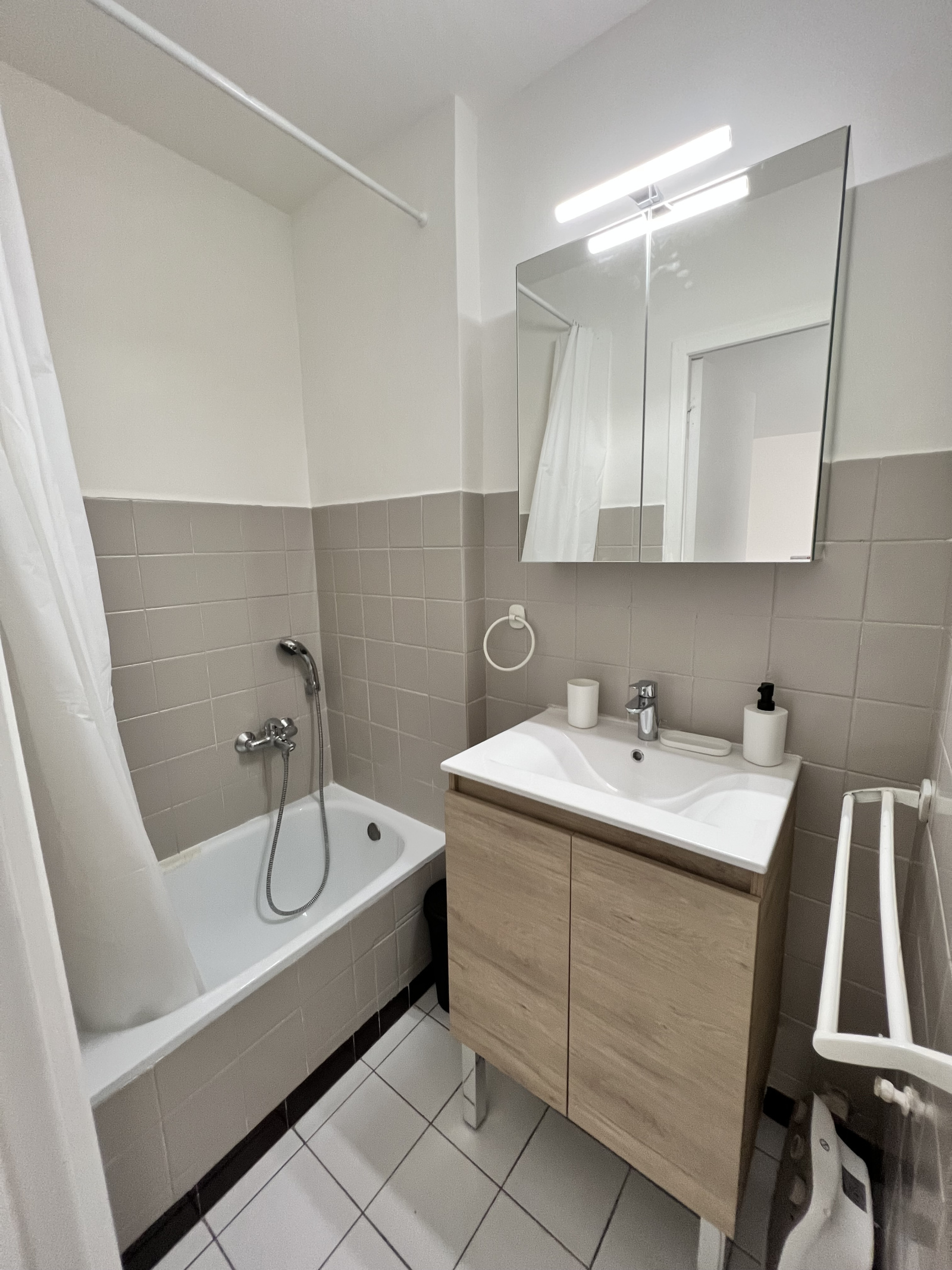 Image_4, Appartement, Grenoble, ref :1 22LE 03 B