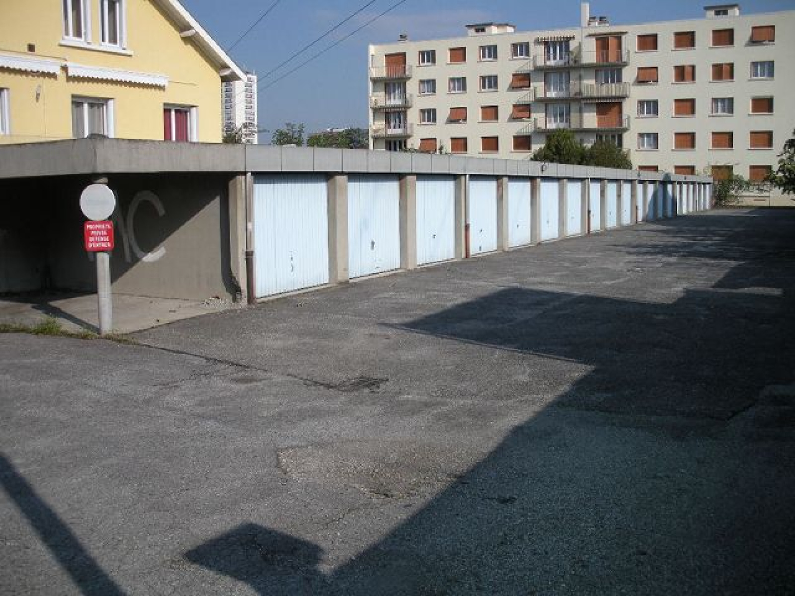 Image_1, Garage, Échirolles, ref :G JM 07