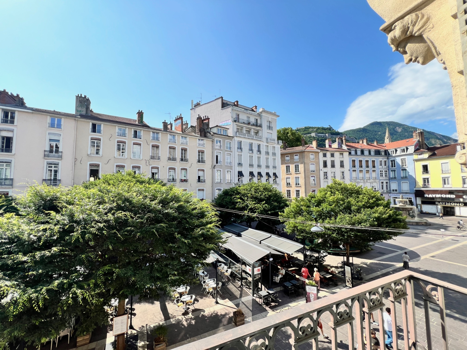 Image_4, Local professionnel, Grenoble, ref :LP 2RE 01